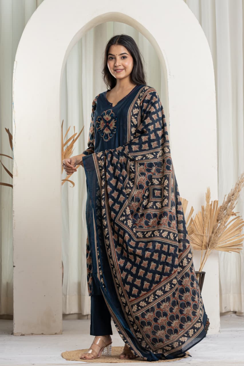 Navy Blue Embroidered Kurta Set with Dupatta – Elegant Ethnic Festive Wear
